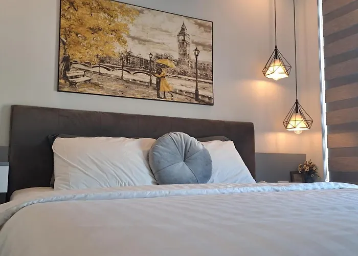 Mon Cherry -greenbay Garden Appartement Ha Long